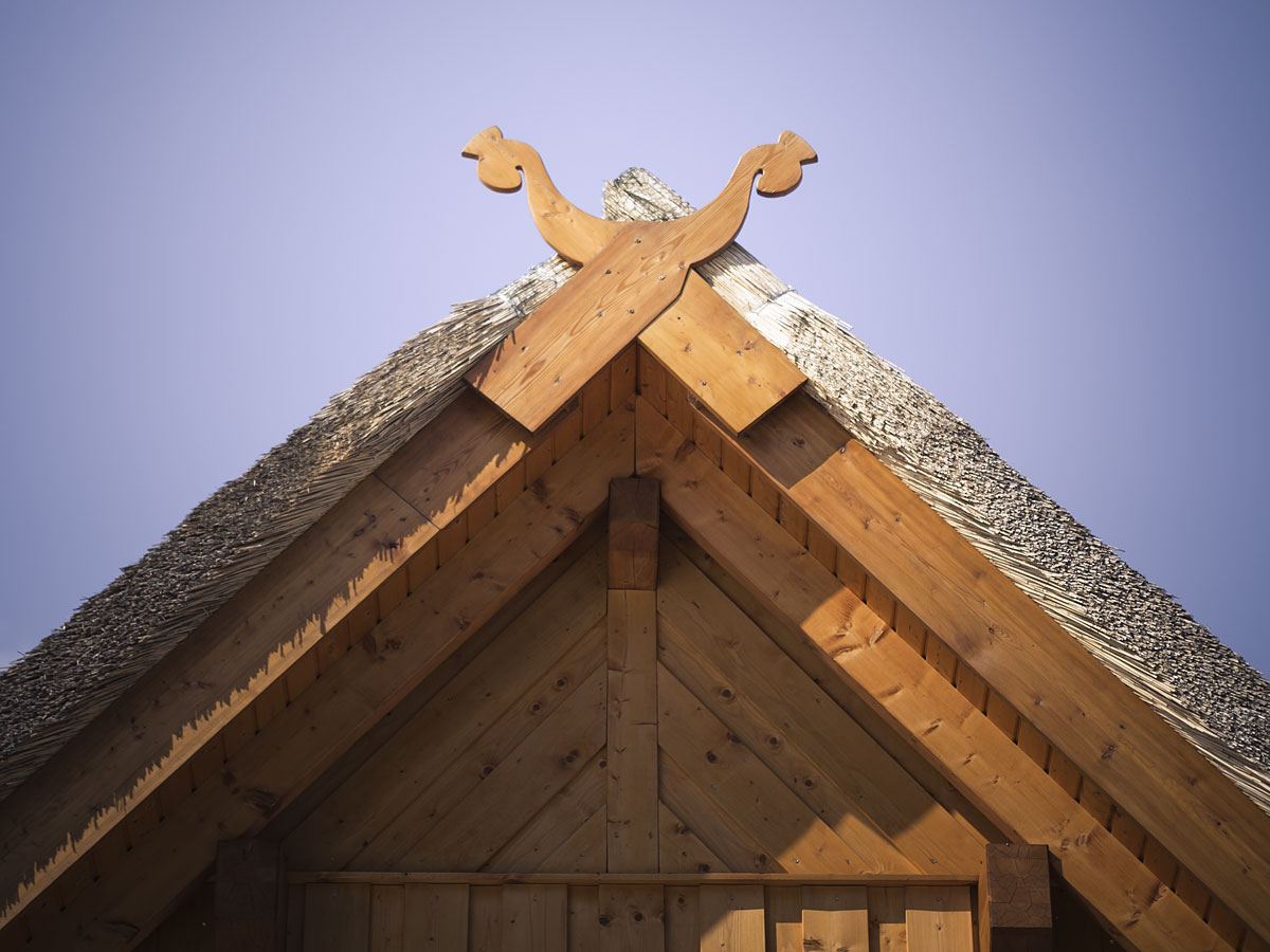 burg_drweiss_1200x900_04 Weichert Dachbau Reetdachdecker-Fachbetrieb