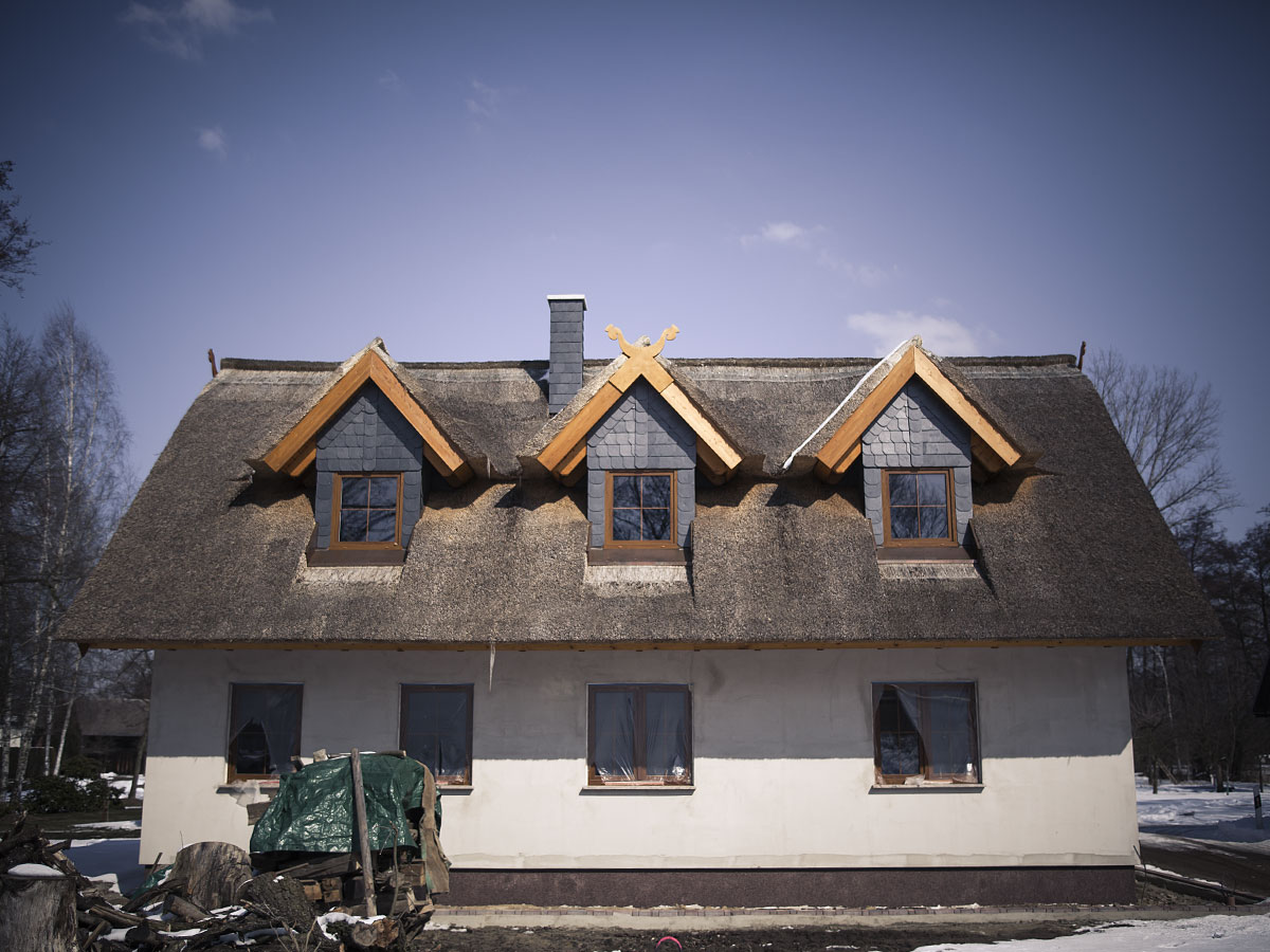 burg_drweiss_1200x900_08 Weichert Dachbau Reetdachdecker-Fachbetrieb