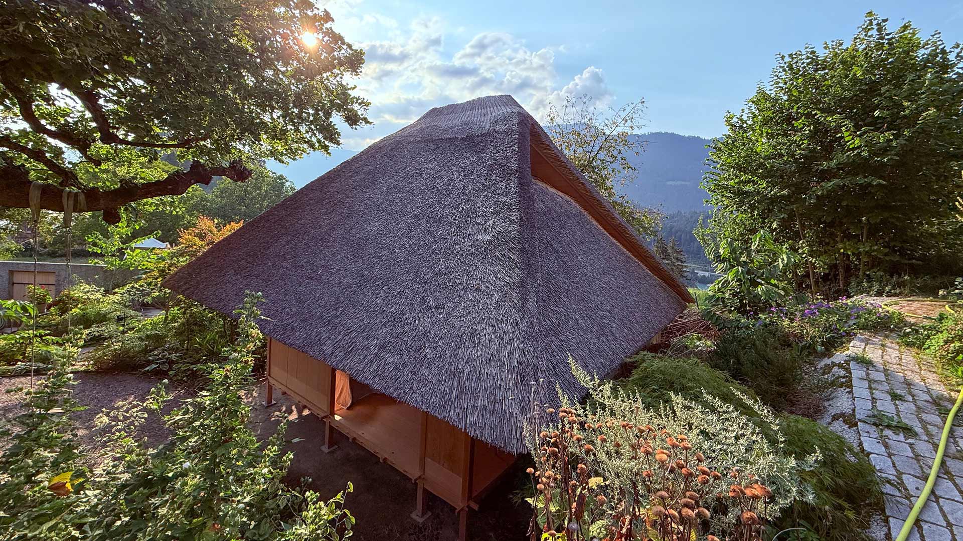 reetdachdecker_berlin_teehaus_schweiz2