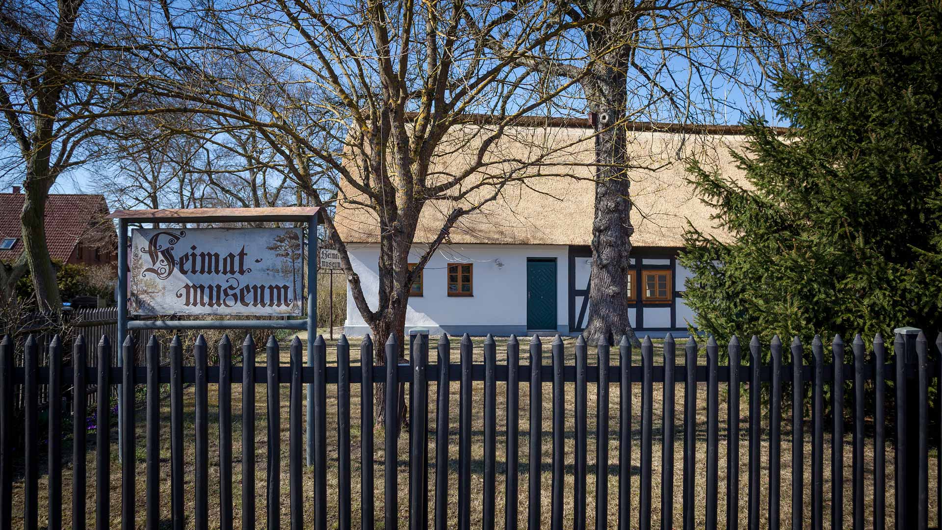 reetdach-berlin, heimatmuseum-erkner_Museumshof am Sonnenluch