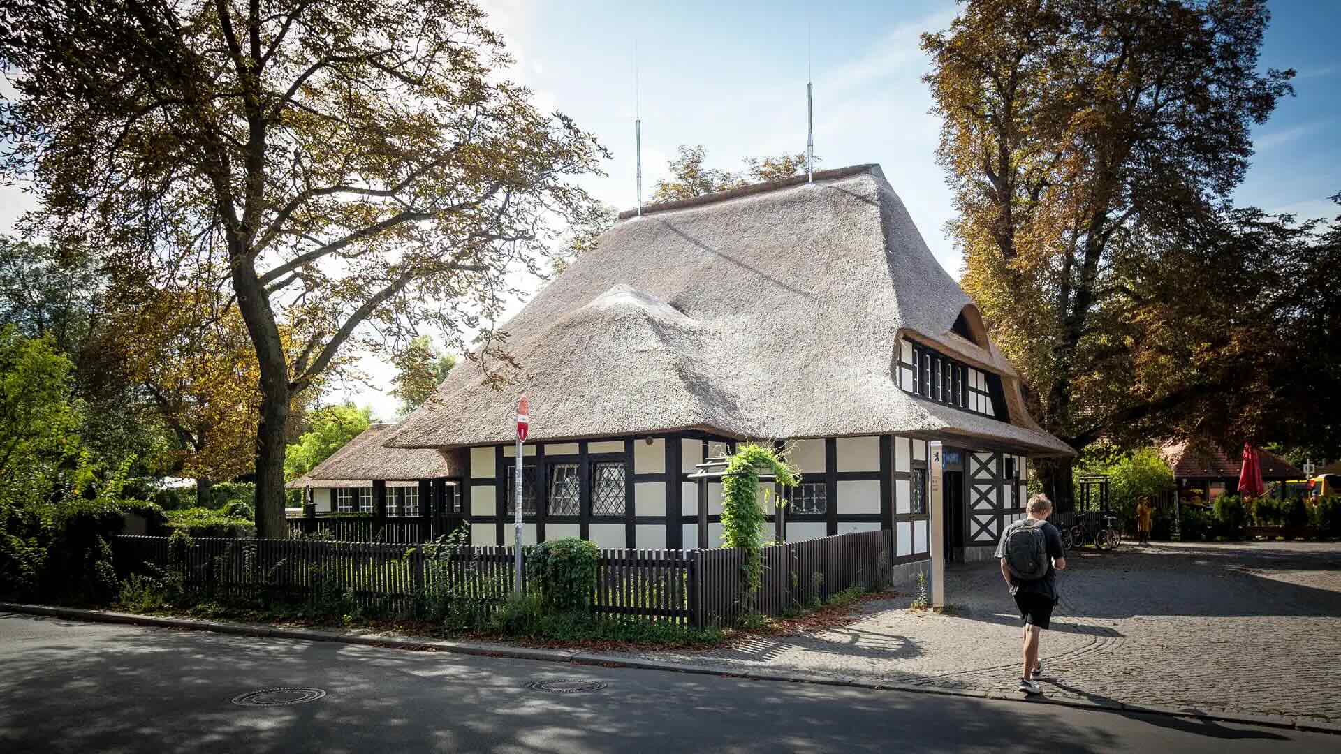 reetdachdecker_berlin_spreewald_ubhf_dahlem_dorf