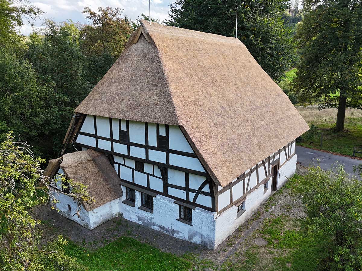 reetdachdecker_berlin_bauernhaus_dahl_lindlar_h_03